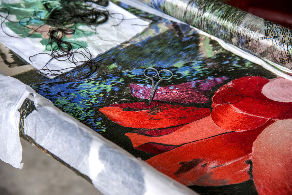 绣补产品：修补、装饰、个性化定制的完美选择