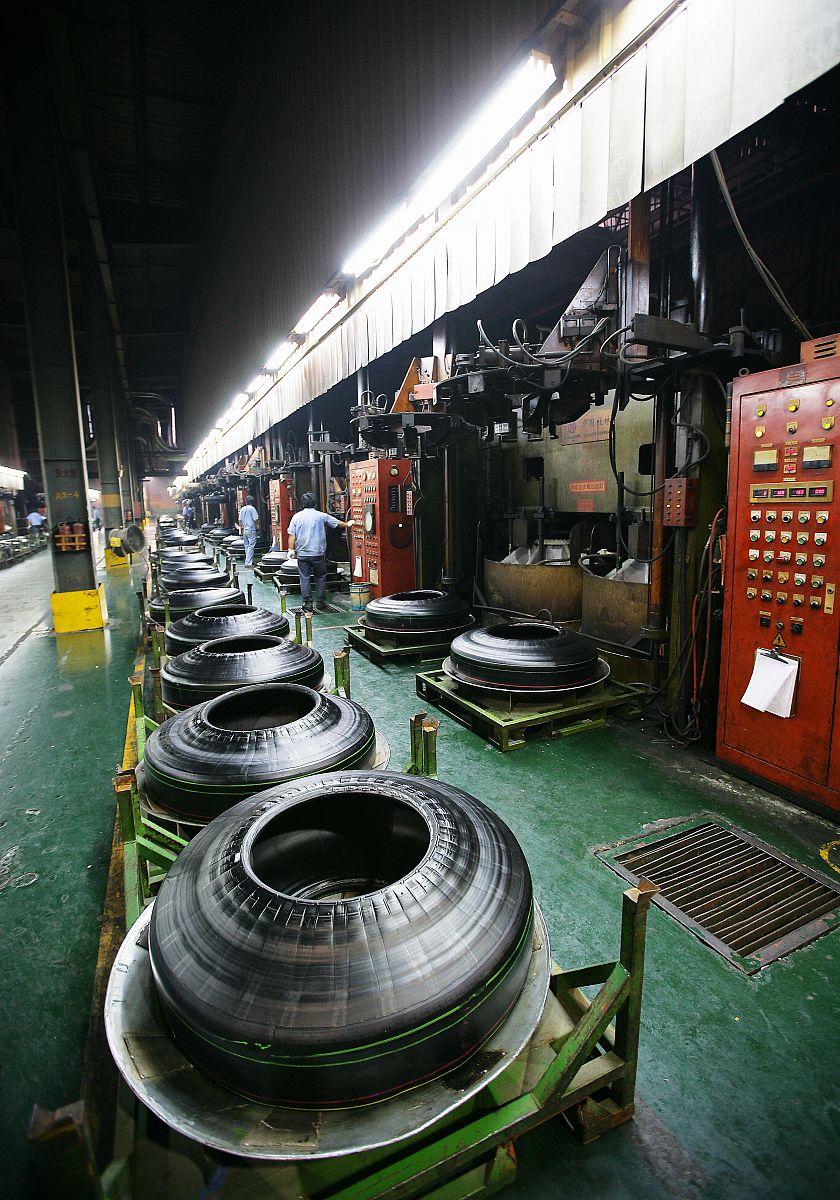 子午线轮胎生产流程详解 - 从原材料到成品轮胎