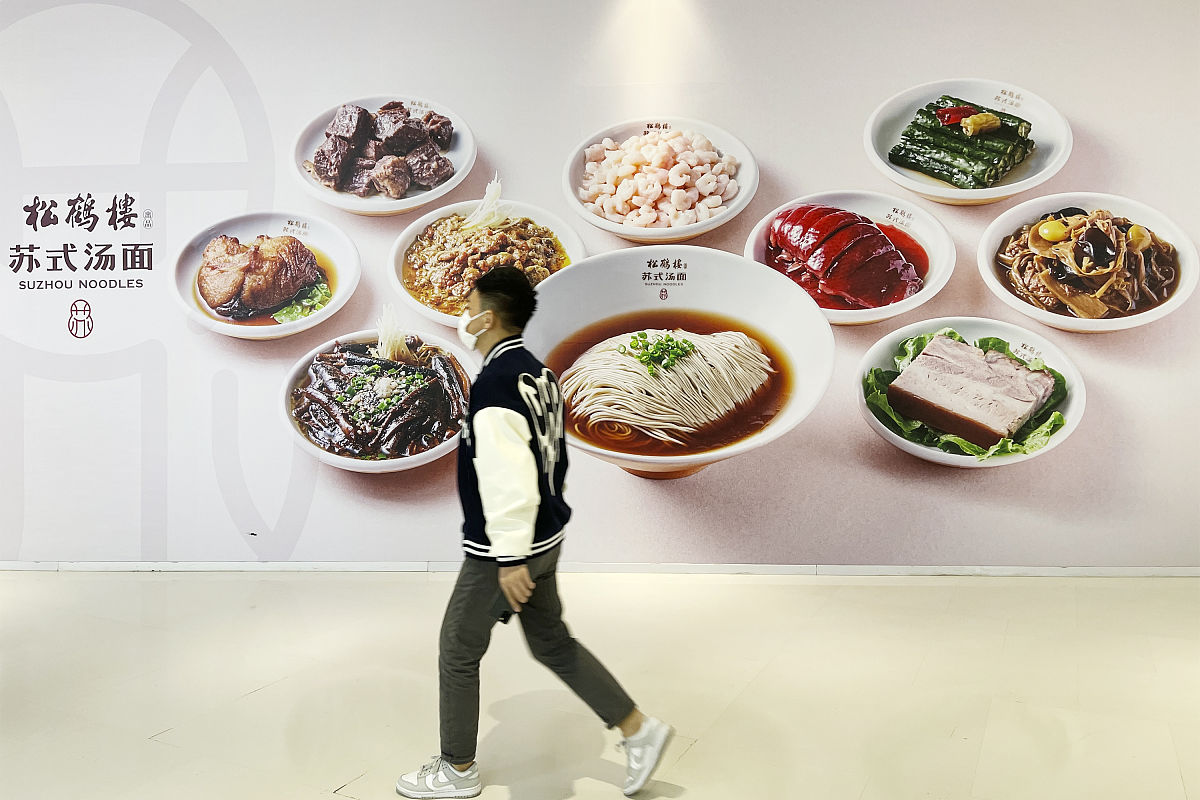 我们现在做的是麻辣烫品类如果要在这个赛道做到中国头部要怎样做？