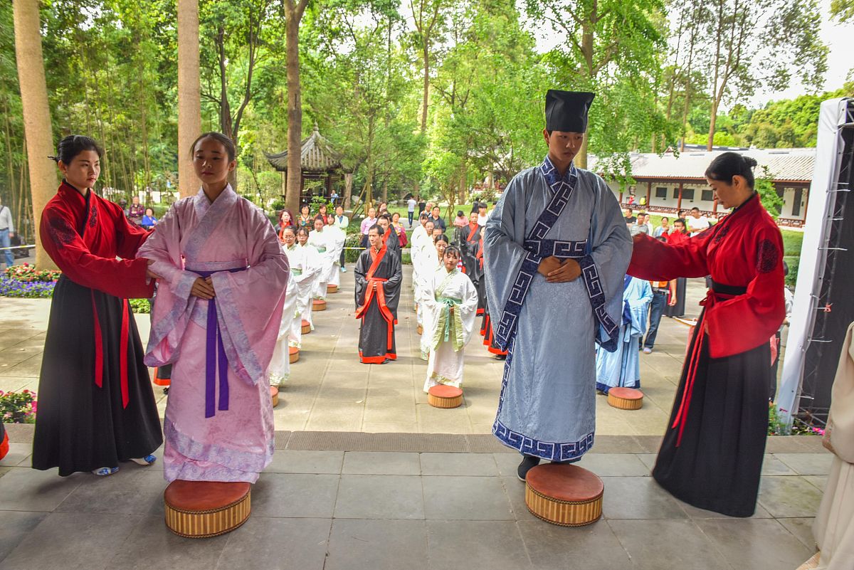 鄞州职业高级中学2022年招生专业-好不好