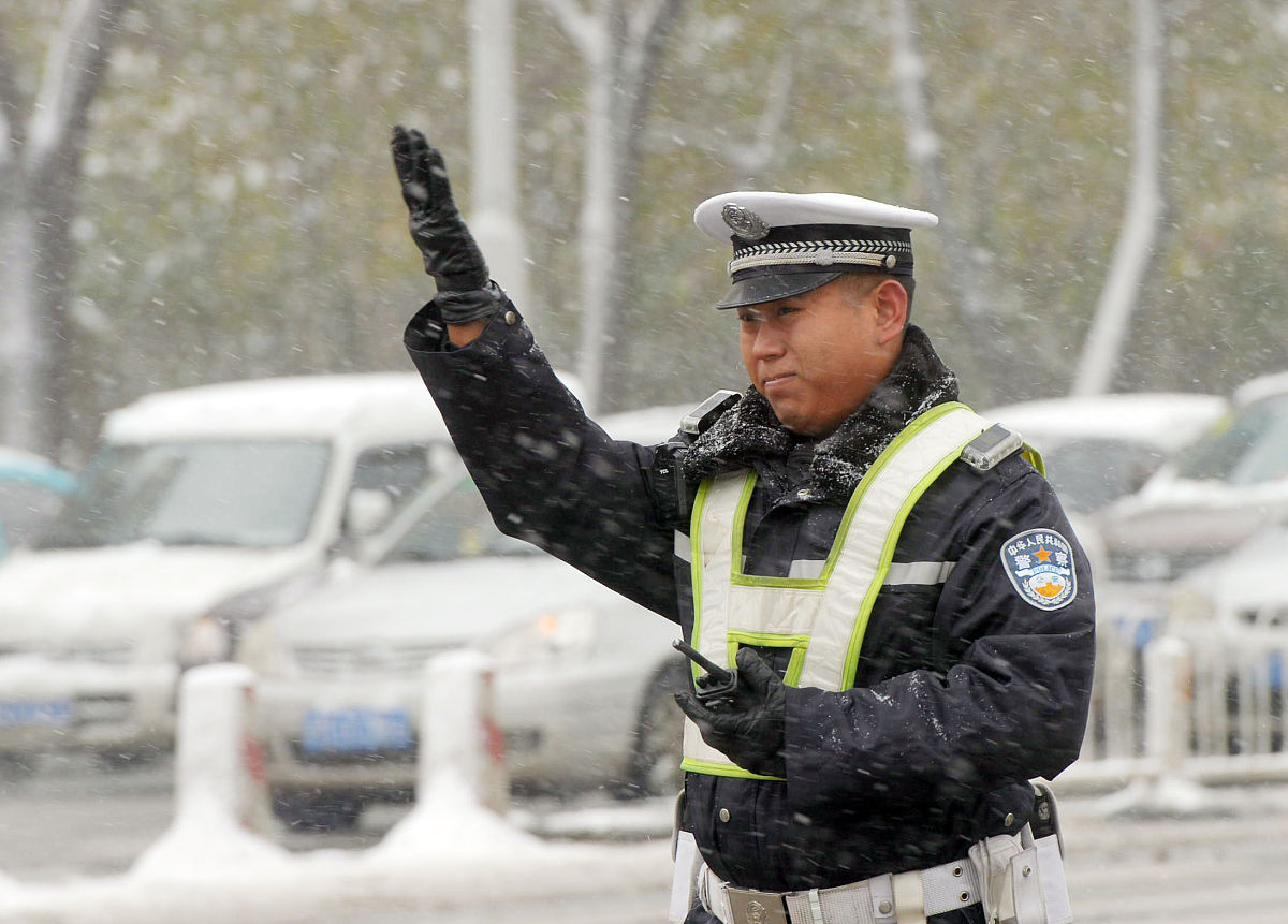 反恐防爆应急指南：预防、应急和安全措施
