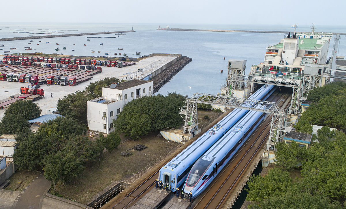 海口过海轮渡最快船名称回答及拓展