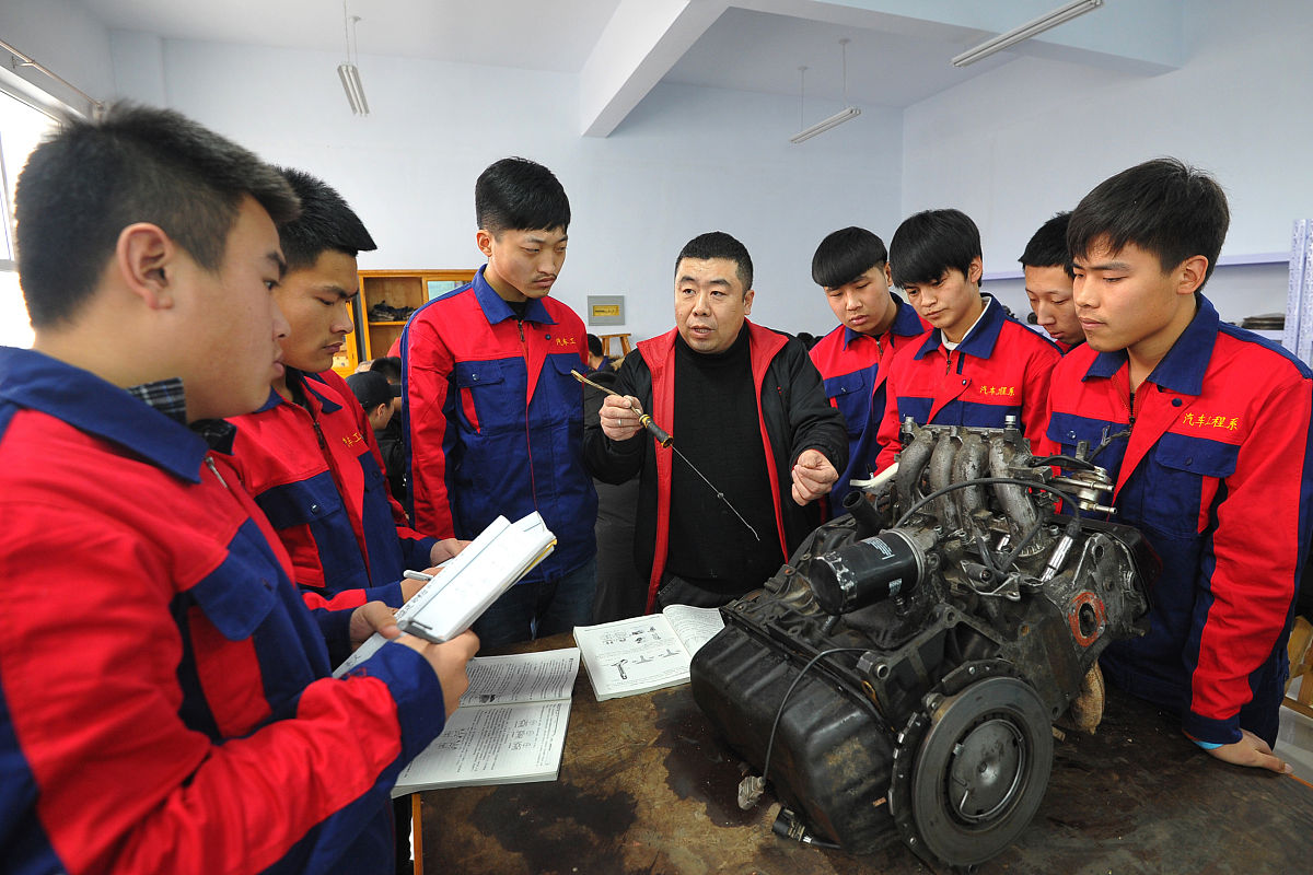 西安市技工学校的汽车维修专业主要学习哪些课程