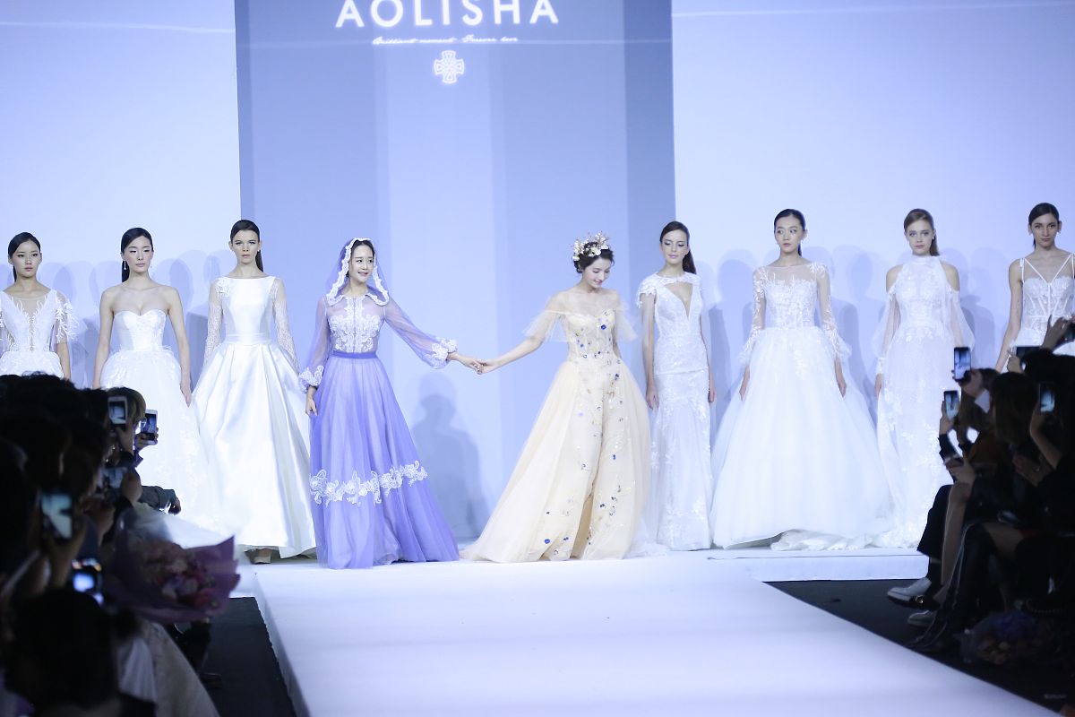 2017年11月3日,中国国际时装周,aolisha 品牌秀场.2017年11月3日,aoli