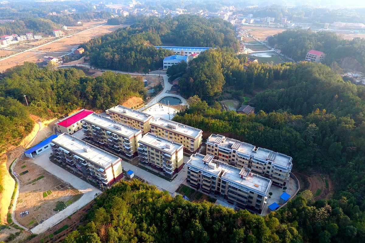 贵阳市白云区艳山红乡私立兴农职业学校环境怎么样？校园图片分享