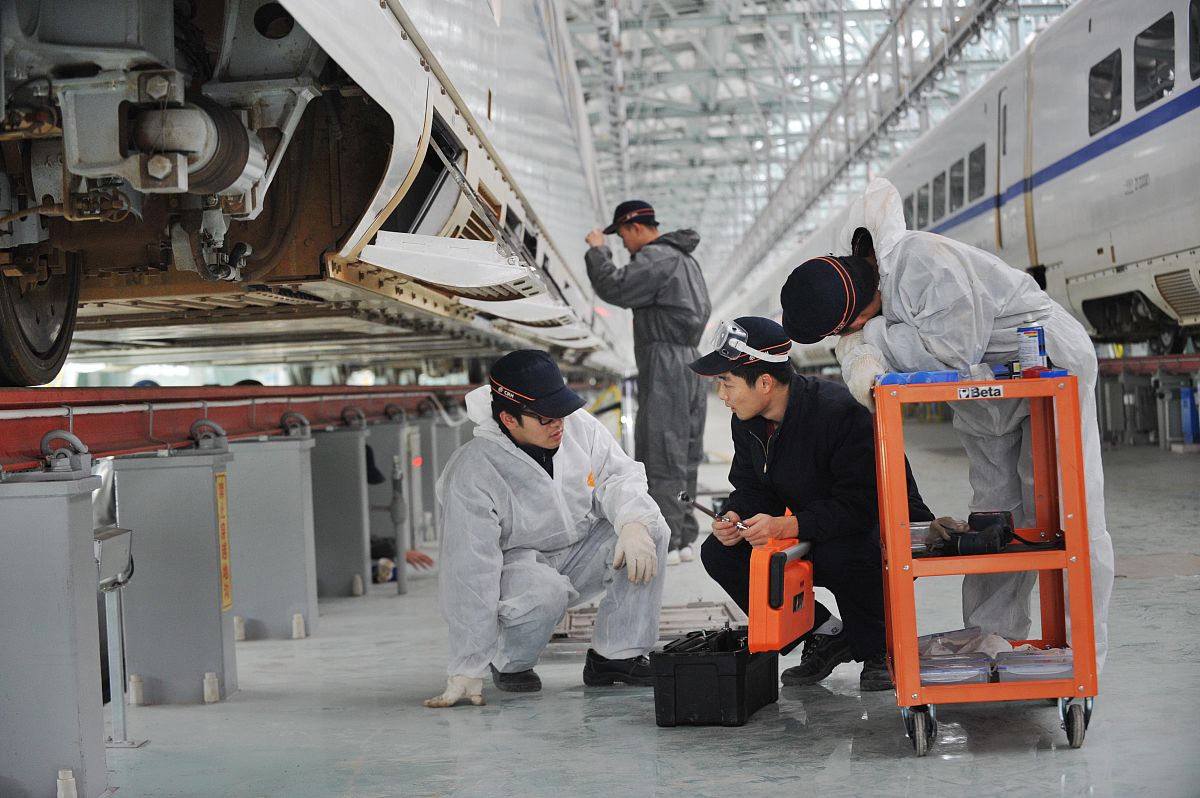 贵阳铁路学校：高铁发展前景及人才培养优势