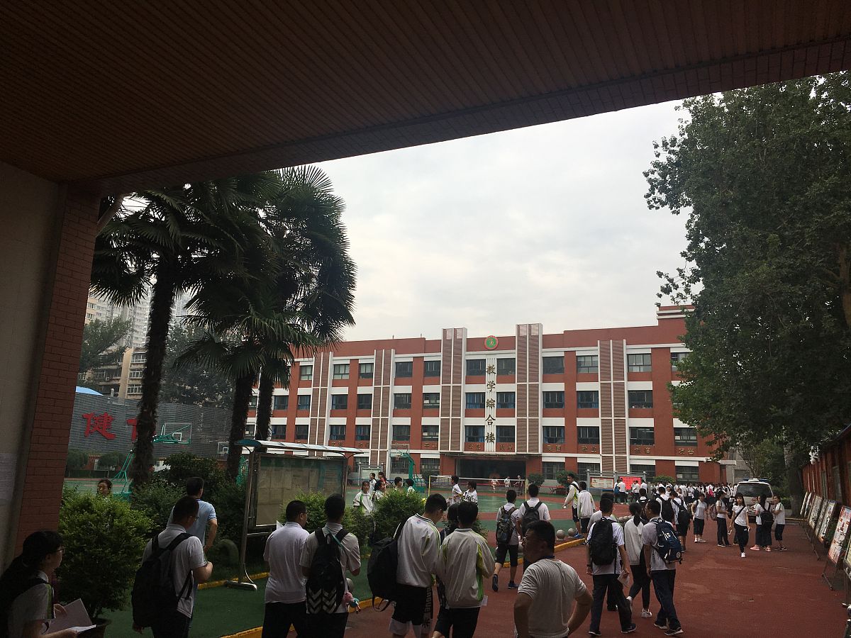 武汉石牌岭高级职业中学怎么样好不好