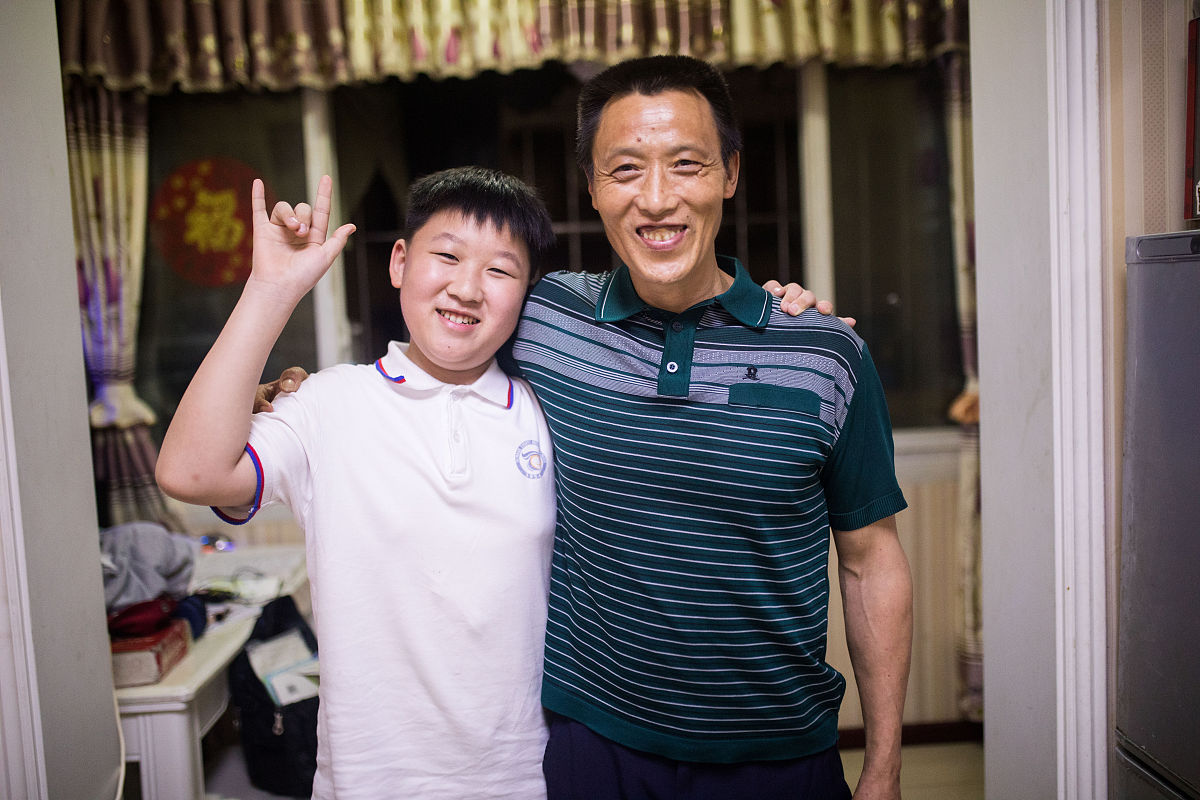 2020年6月9日,重庆.因为儿子才读初中,冉师傅还需要再坚持近十年,至少