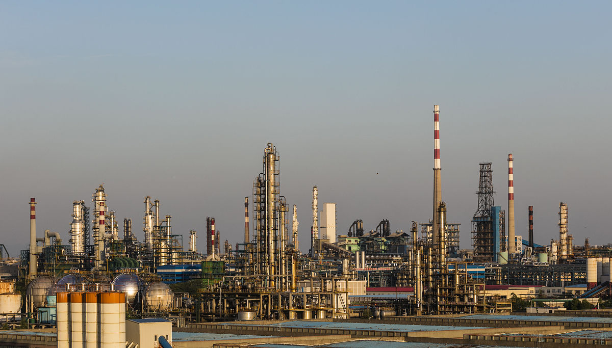 一流技师学院二级学院管理机制创新研究：互动、社会联系、学生为本