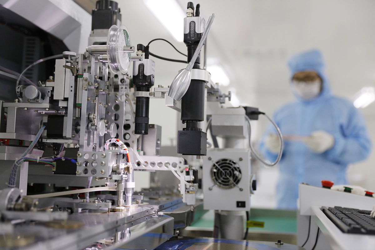 贴标机的研究背景