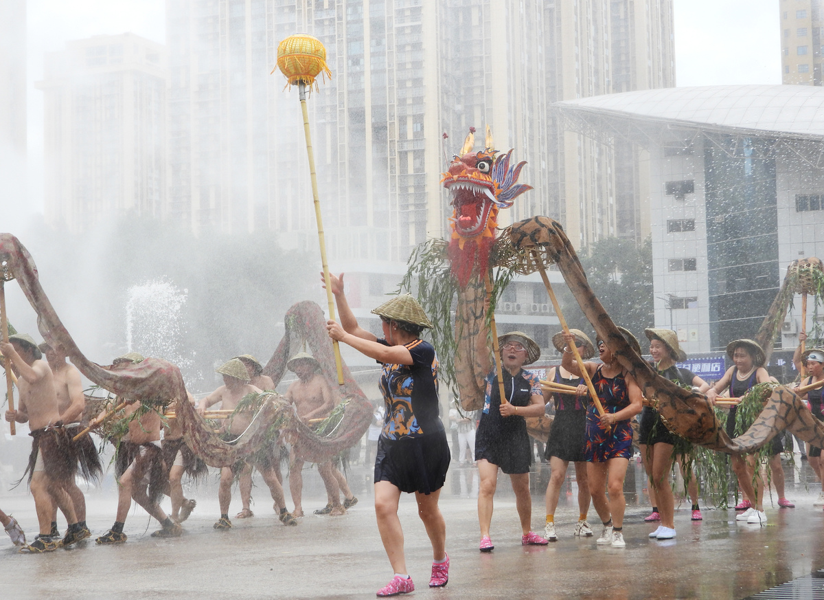 成都舞龙活动包括5 分A．洛带草龙B．平乐竹龙C．黄龙溪火龙D．铜梁纸龙