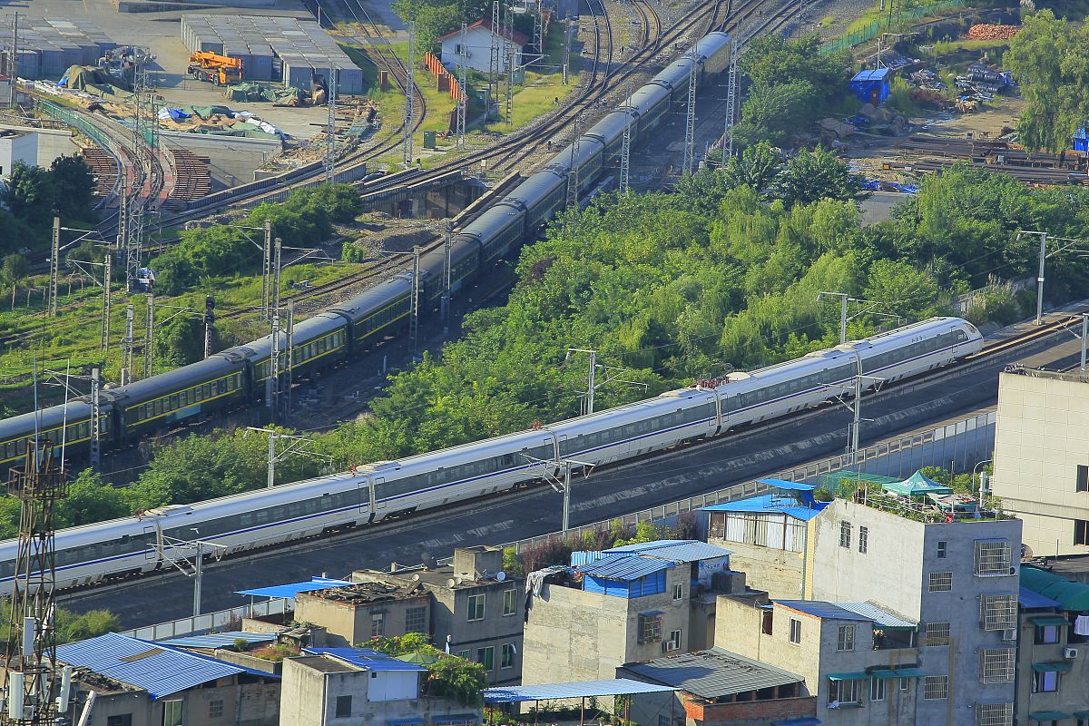 成都郫县铁路工程学校高铁专业就业安置情况如何