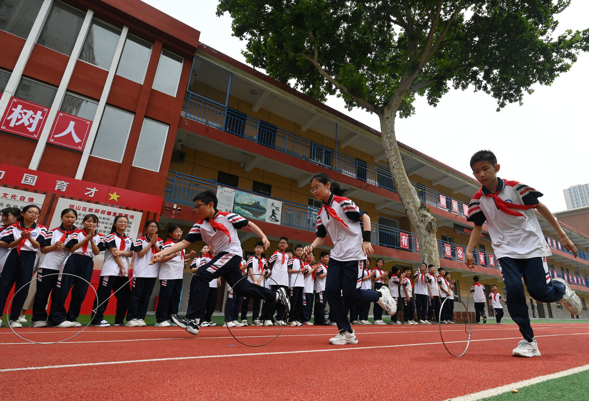 <strong>2</strong>023年5月31日,河北邯郸,邯山区实验中学小学部的同学