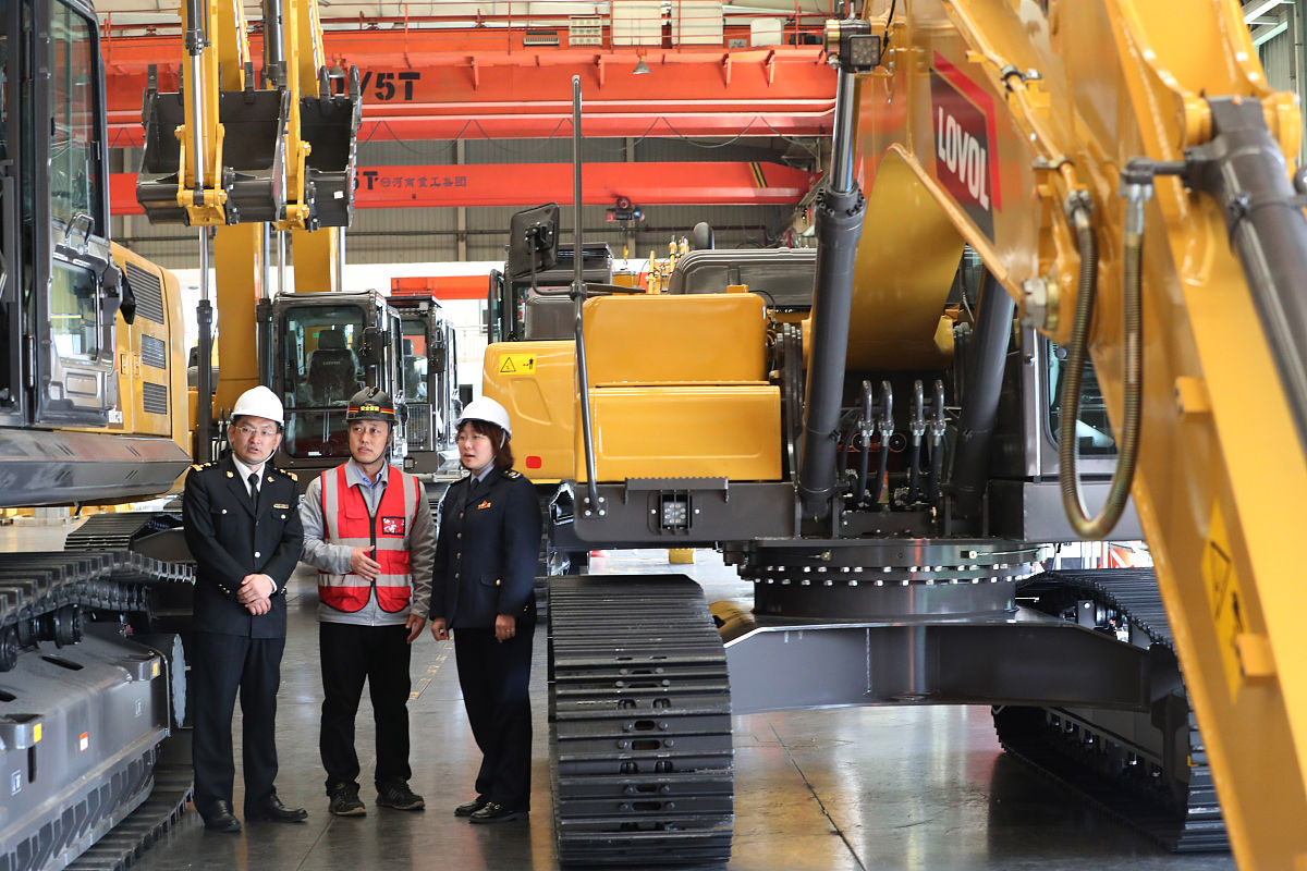 临工重机装配工有出国机会吗回答加拓展。