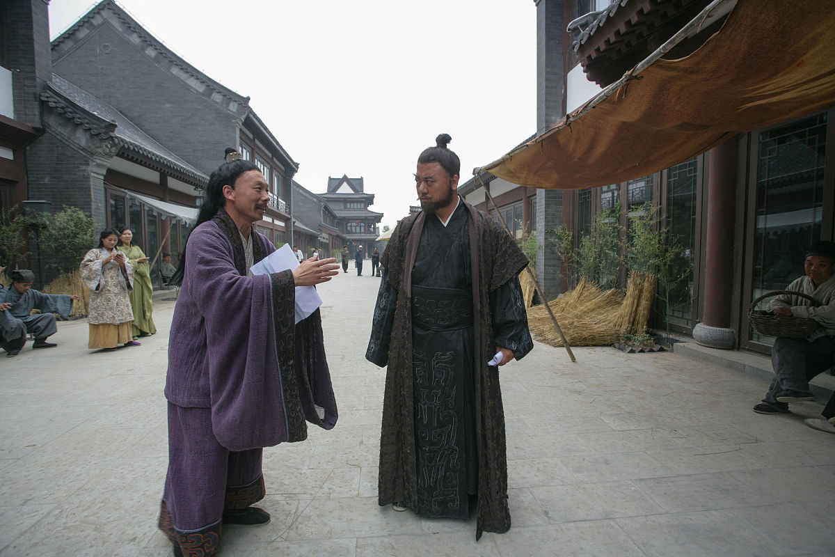 古代坚持不退让最后成功的故事