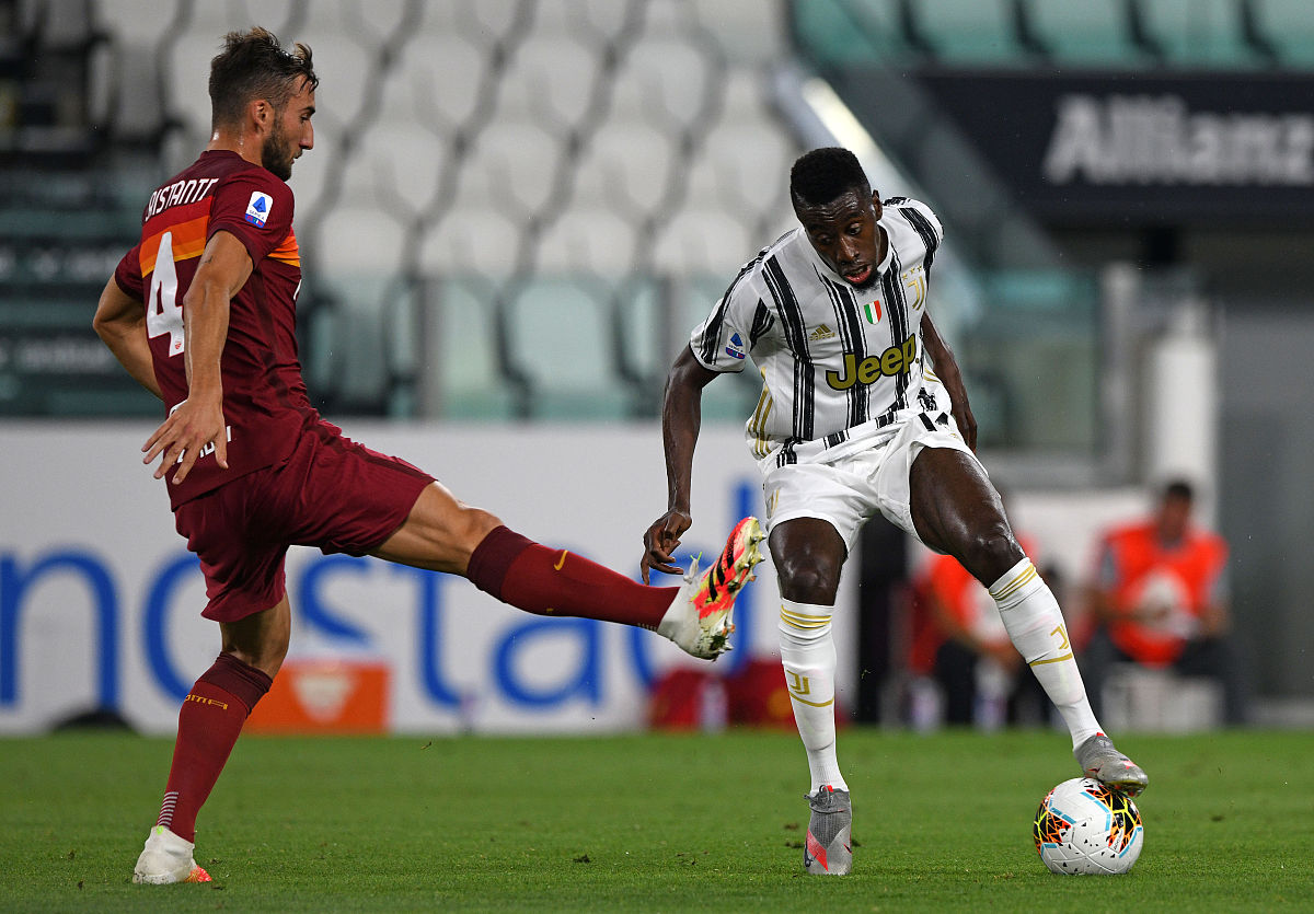 turin, italy - august 01: blaise matuidi of juventus evades chal