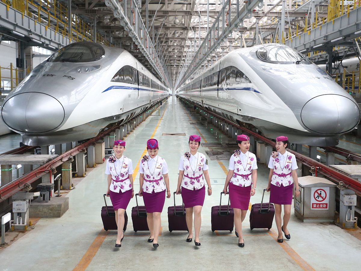 贵阳交钱就能读的高铁学校哪家好