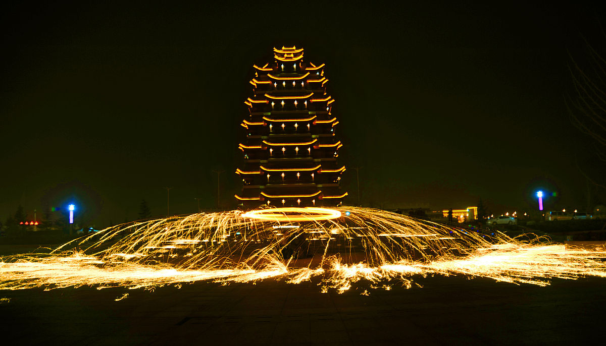 成都建筑学校工程造价(3+2)专业介绍：就业前景广阔，培养建筑工程人才