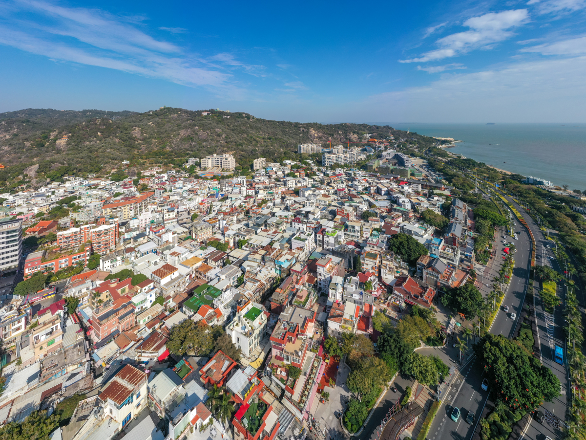 今天,我将带领大家走进美丽的福建省,探索十大旅游必去景点,走遍八闽