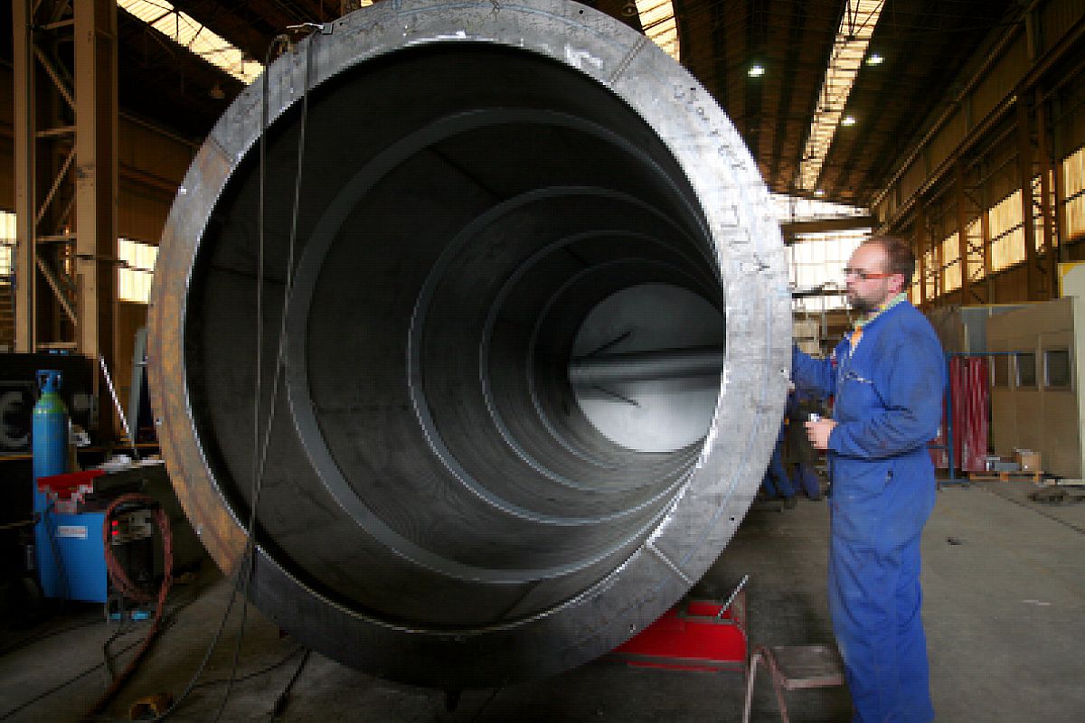 具有防撞保护的显示屏的缺点