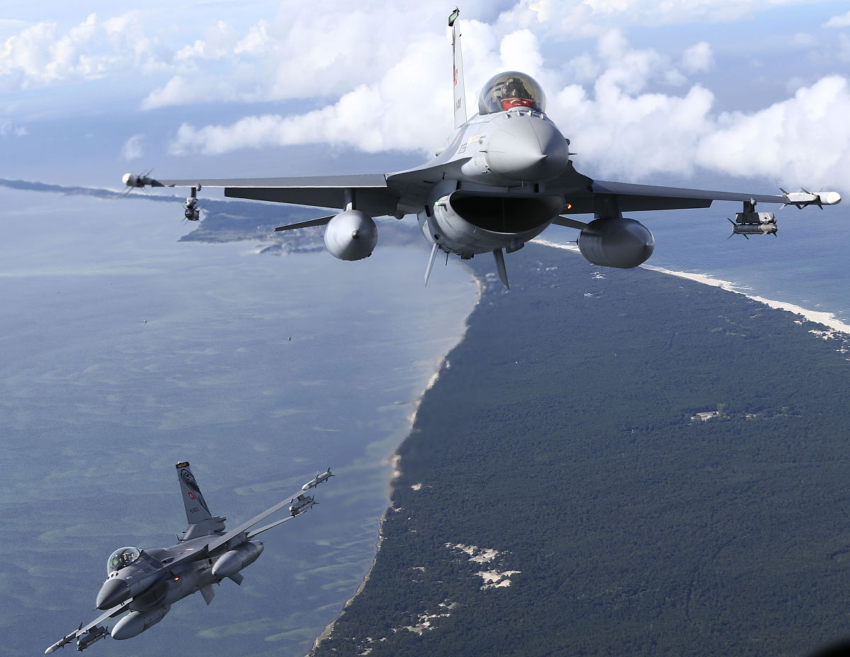 Upon completion of discharging we have inspected the all cargo holds and noted that all cargo holds were empty with no remaining cargo on board and issued the empty cargo holds certificate