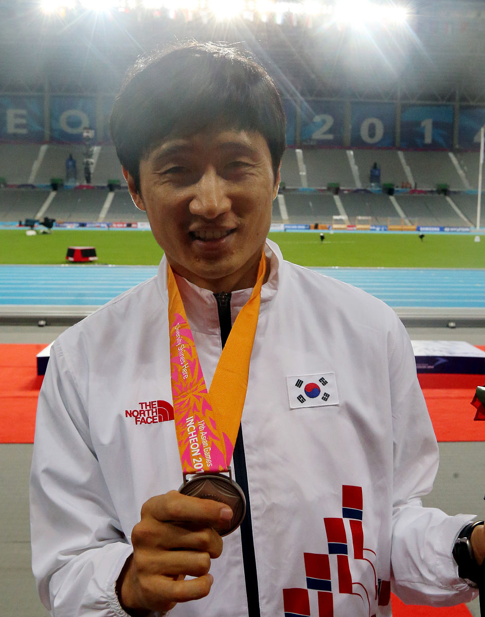 2014年10月1日,韩国仁川,2014仁川亚运会第12日田径赛况.