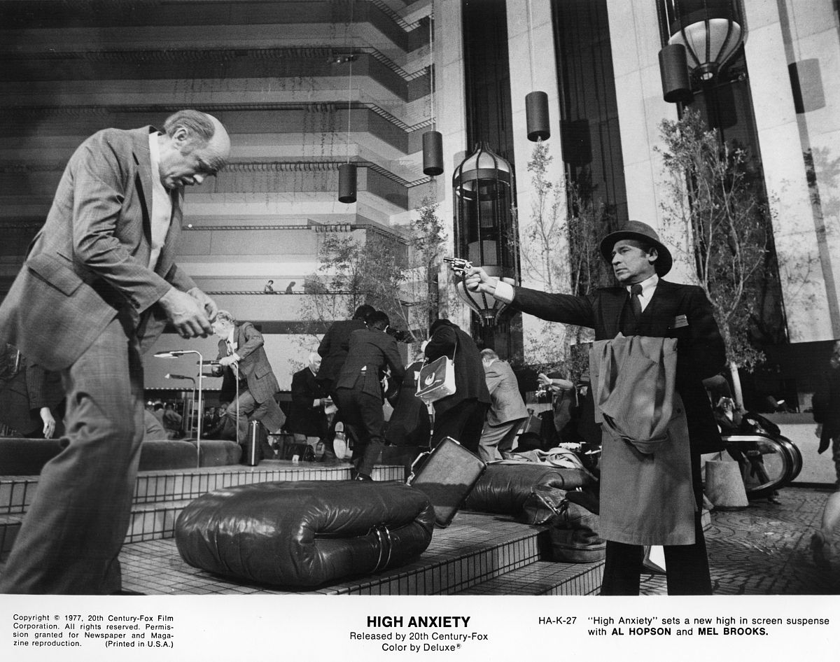 《至暗时刻》丘吉尔演讲并非连续蒙太奇