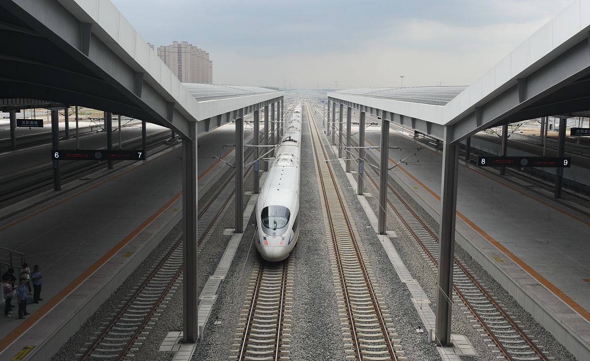 选择报读成都市高铁技术学校的专业好不好