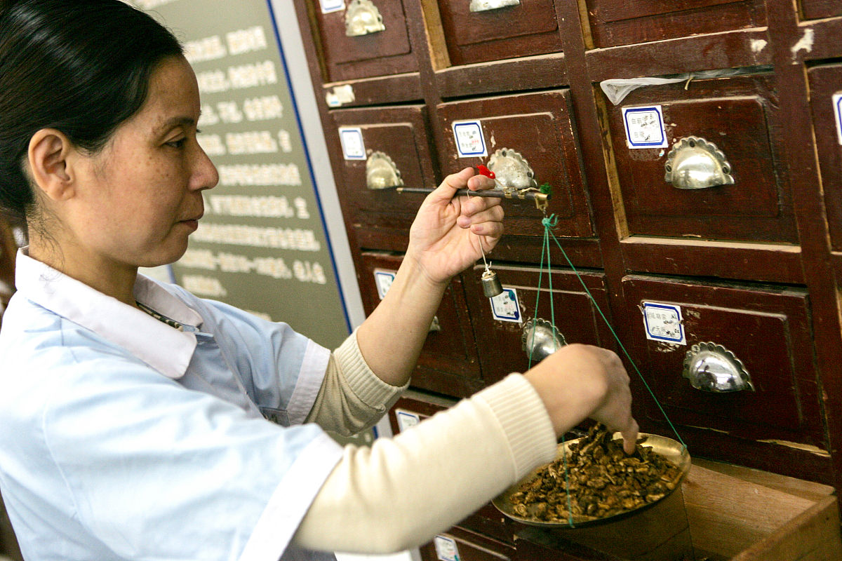 保山中医药高等专科学校五年制大专中医学专业简介-学医之路，成就梦想