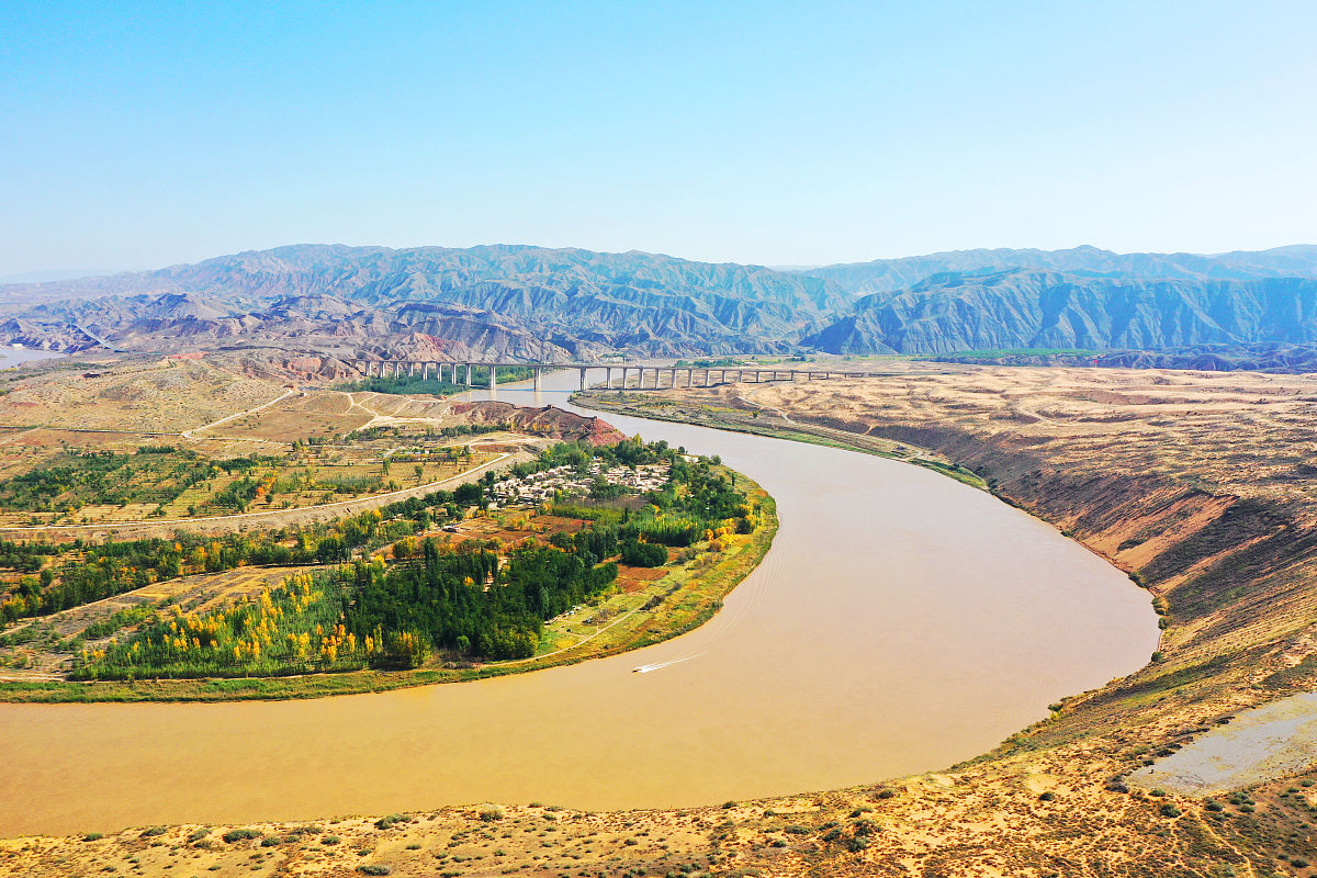 写一段黄河甘肃段的300字小红书高端文艺风软文