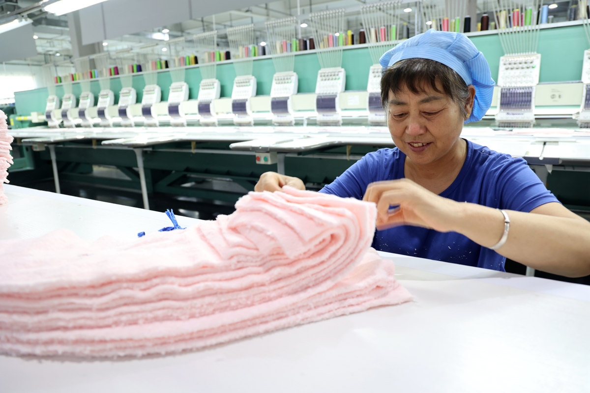 新疆长绒棉纺织产品：高端市场定位与差异化策略