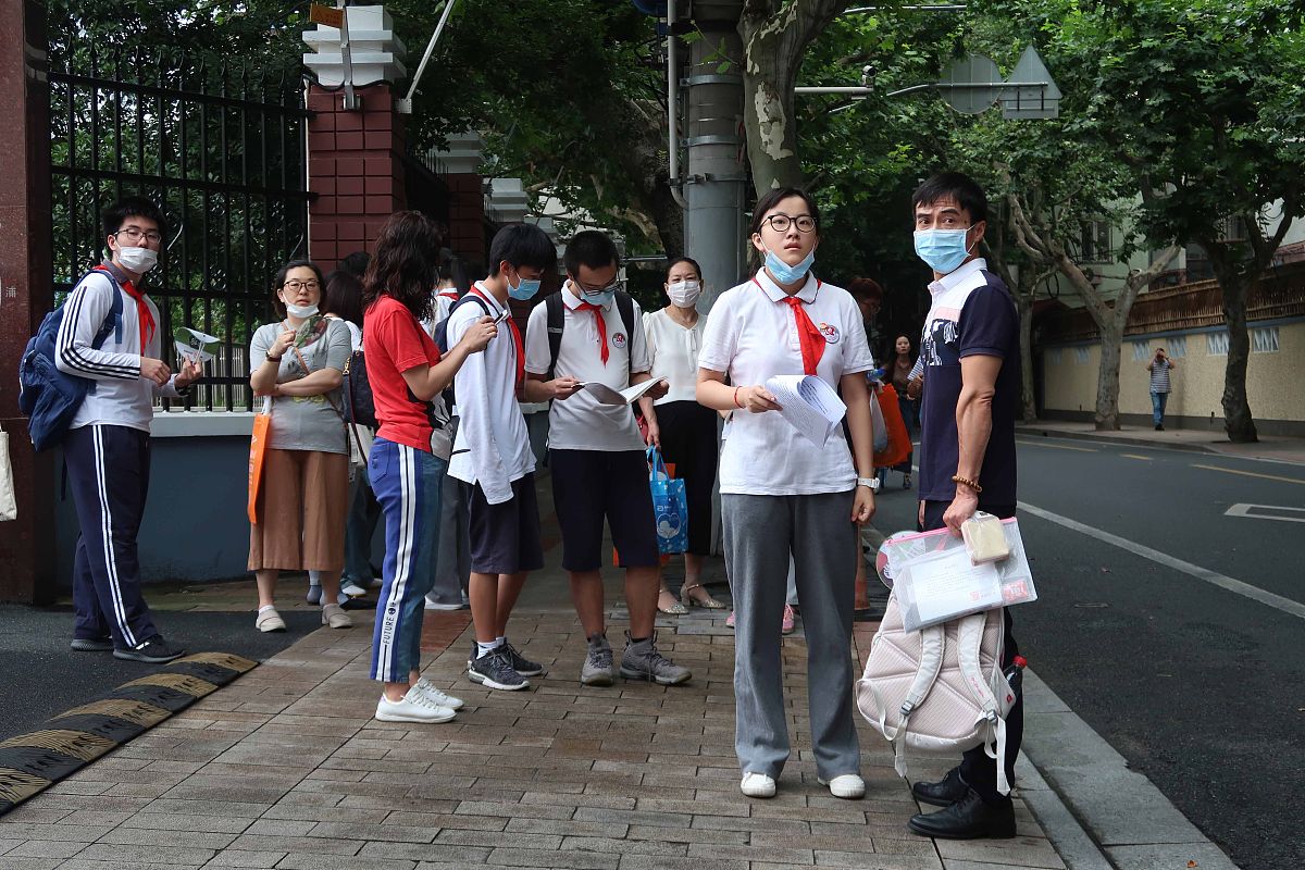 2019年上海市重点高中录取分数线 - 最新排名及参考