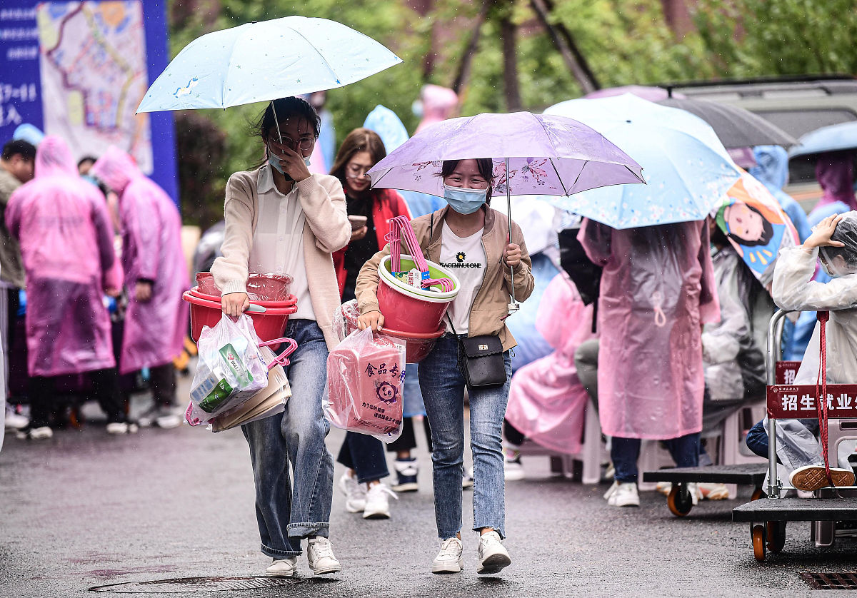 辽宁中医药大学招生电话怎么样