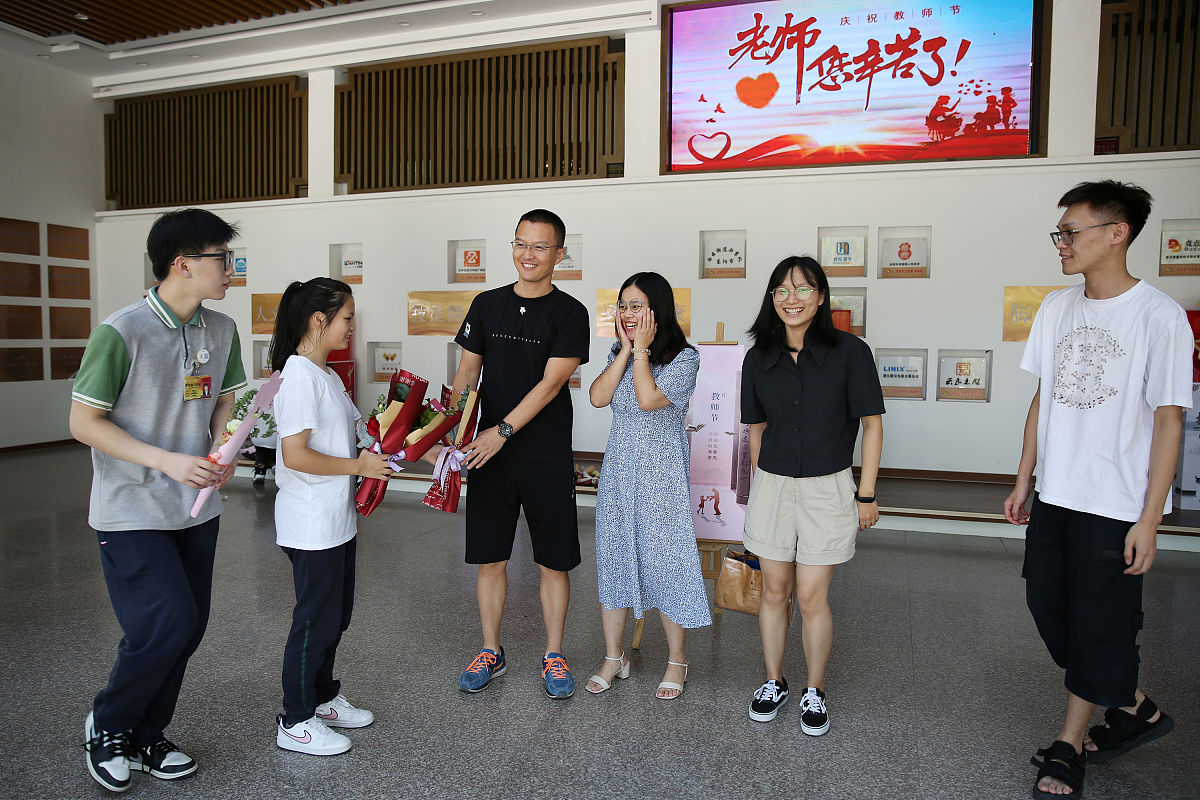 巫山县职业教育中心3+2专科招生,圆你大学梦!