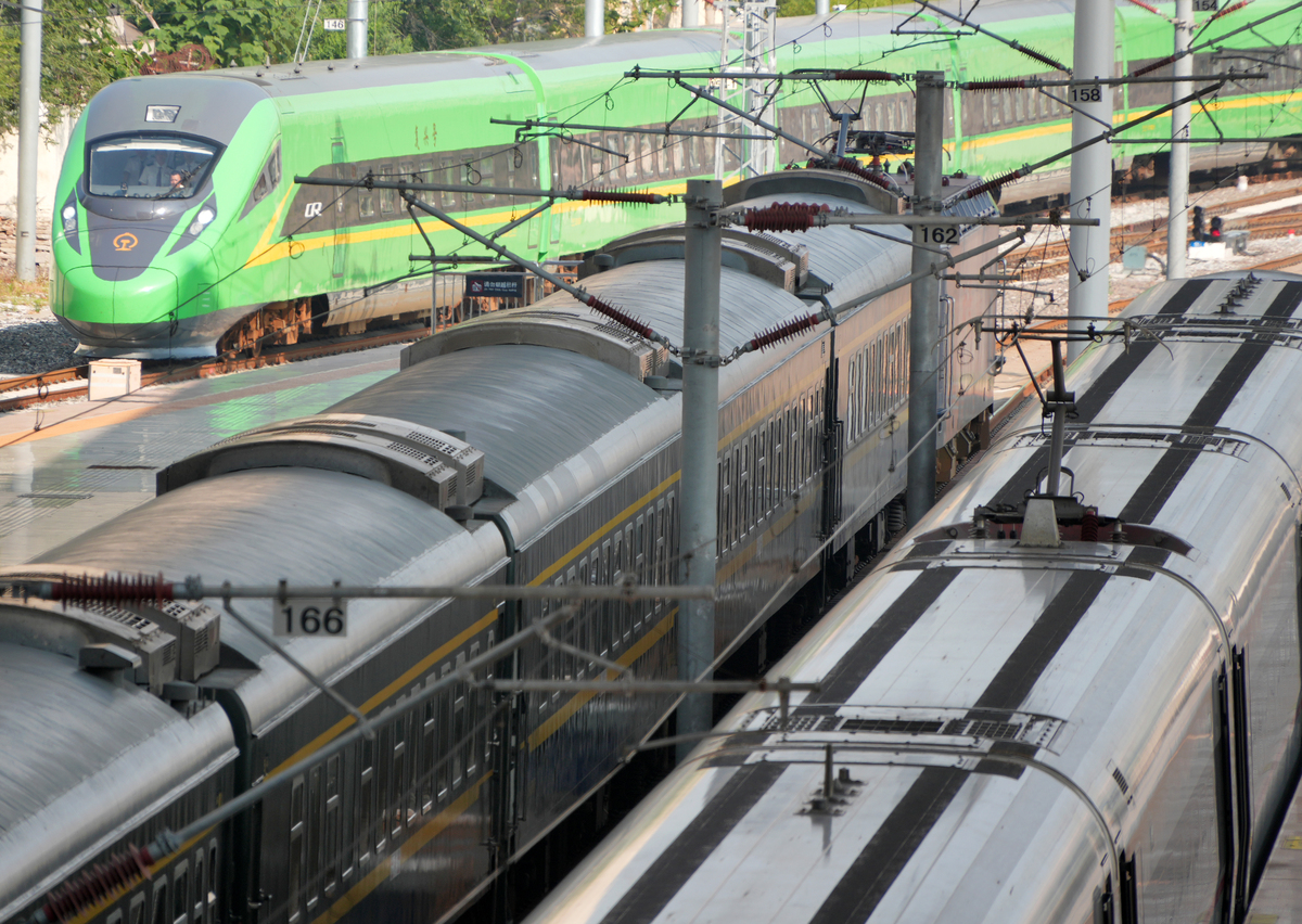 高铁、地铁、轻轨和城铁的区别与联系：交通出行全解析