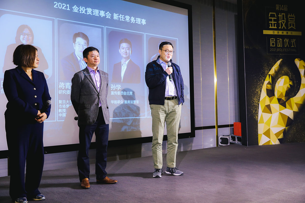 帮我夸一下李泽