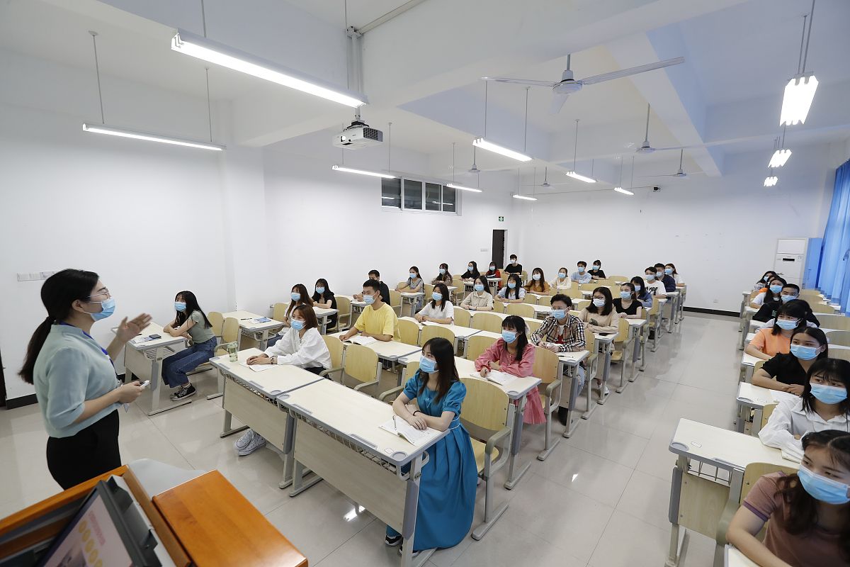 贵阳计算机学校怎么样？教学质量和社团建设深度解析