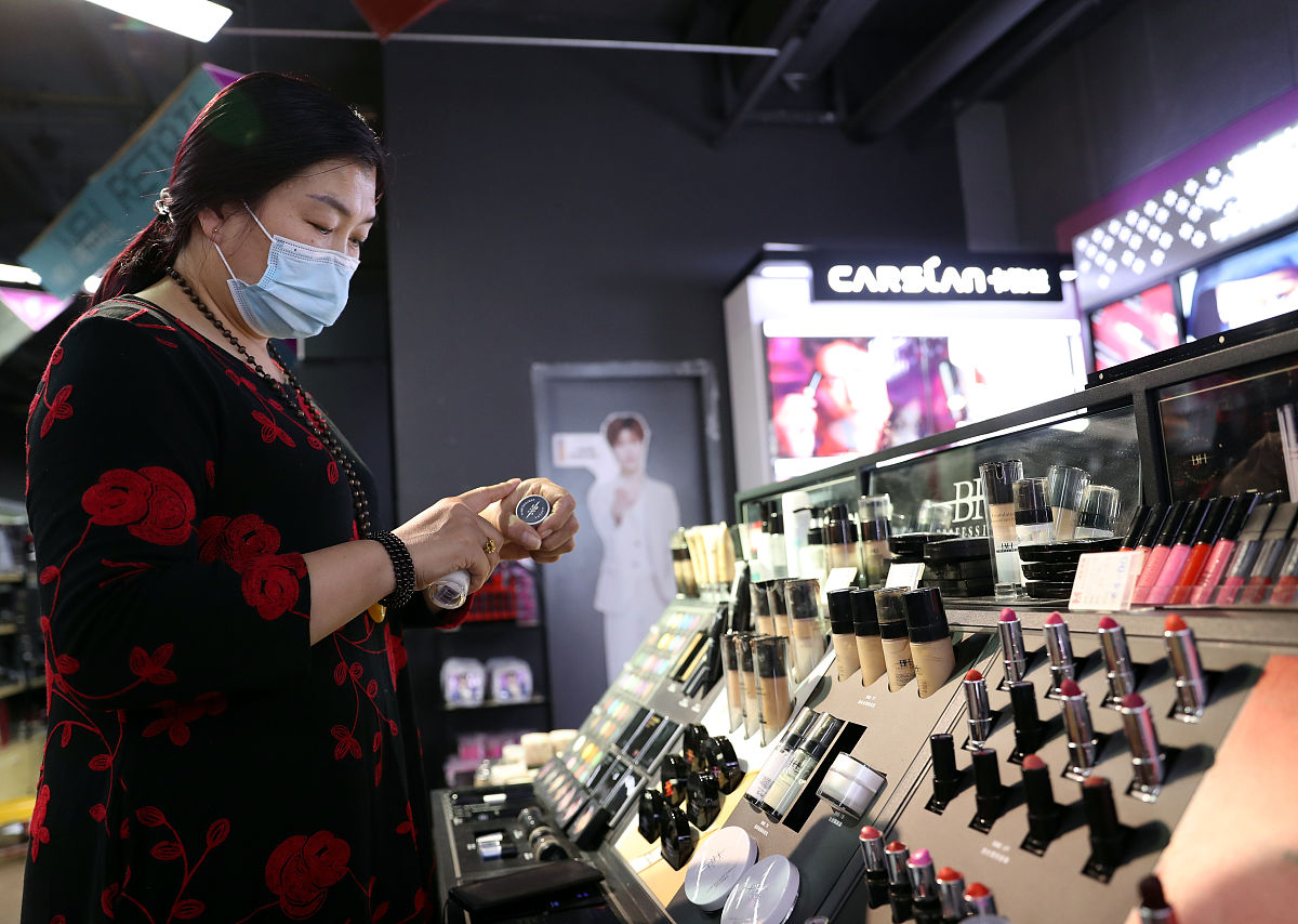 缇娅菲洛美妆产品来自中国