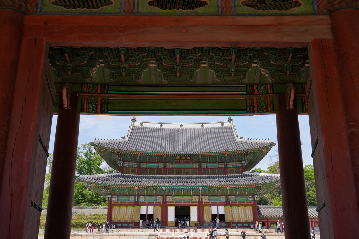 谁是朝鲜历史上最著名的建筑师？请介绍一下朝鲜历史上最著名的建筑师，他的作品和影响力如何？