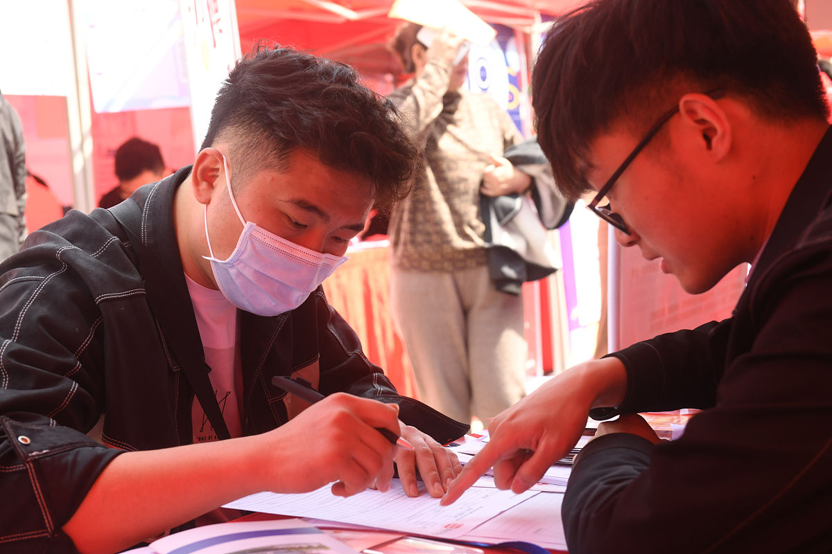 2018年重庆航空学校就业率高不高