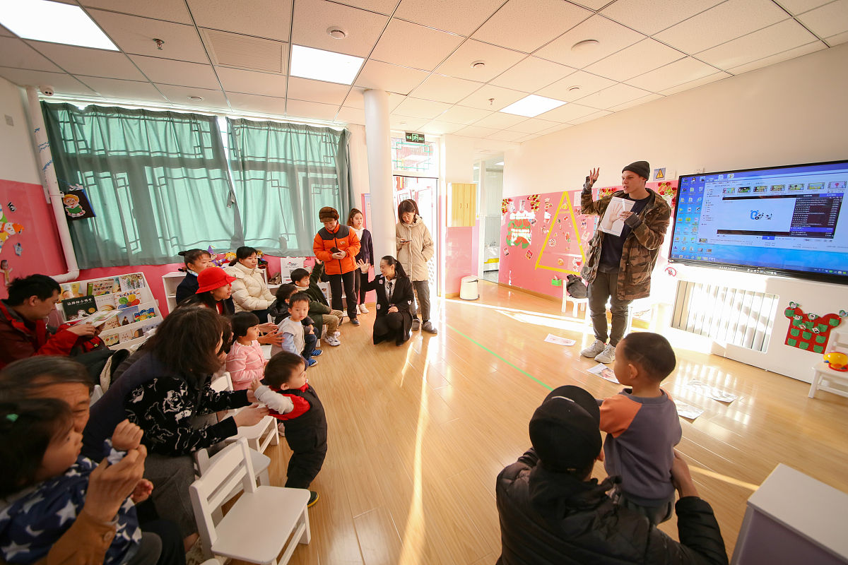 请问成都幼师需要学习哪些知识