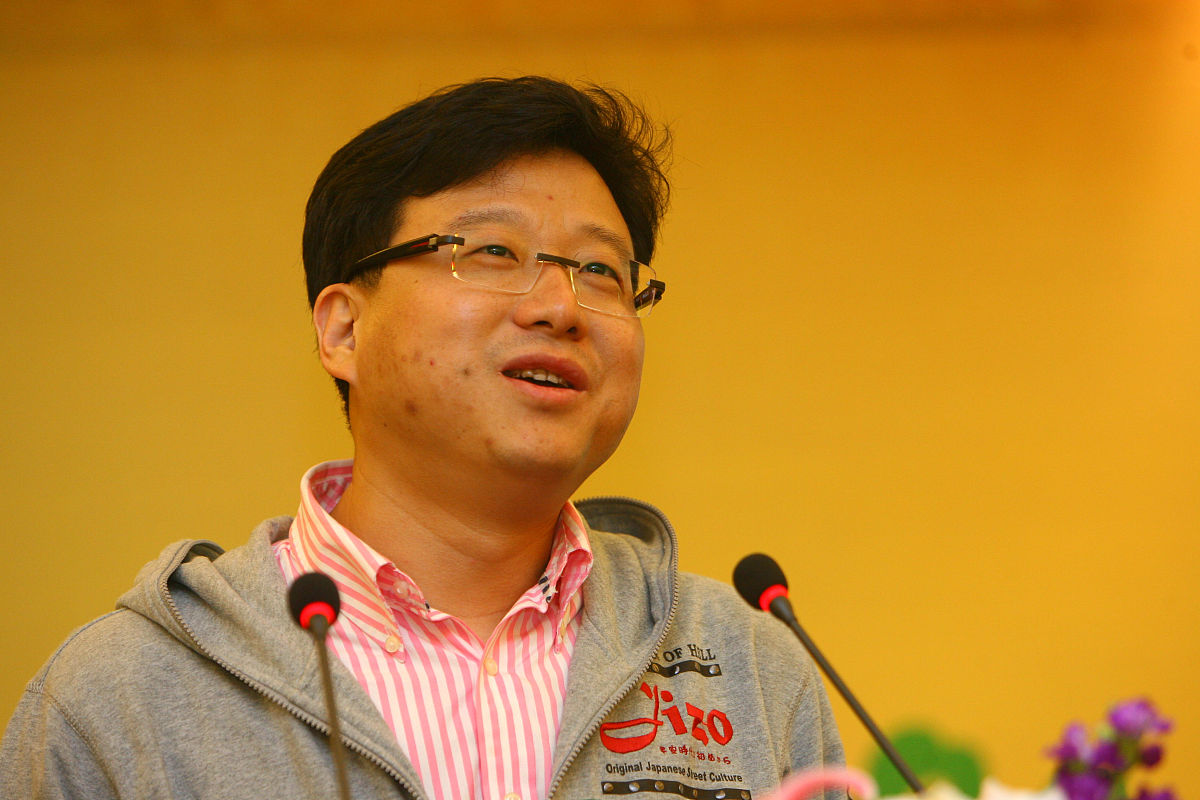 张驰院士：南京邮电大学杰出科学家和教育家