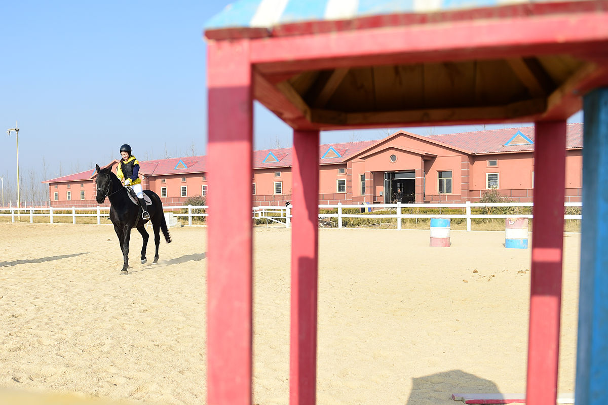齐齐哈尔高师广播影视节目制作专业学什么？课程设置及就业前景