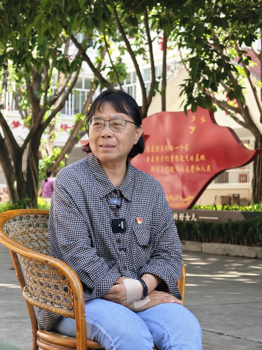 张桂梅校长事迹：教育家精神的典范，激励人心的力量