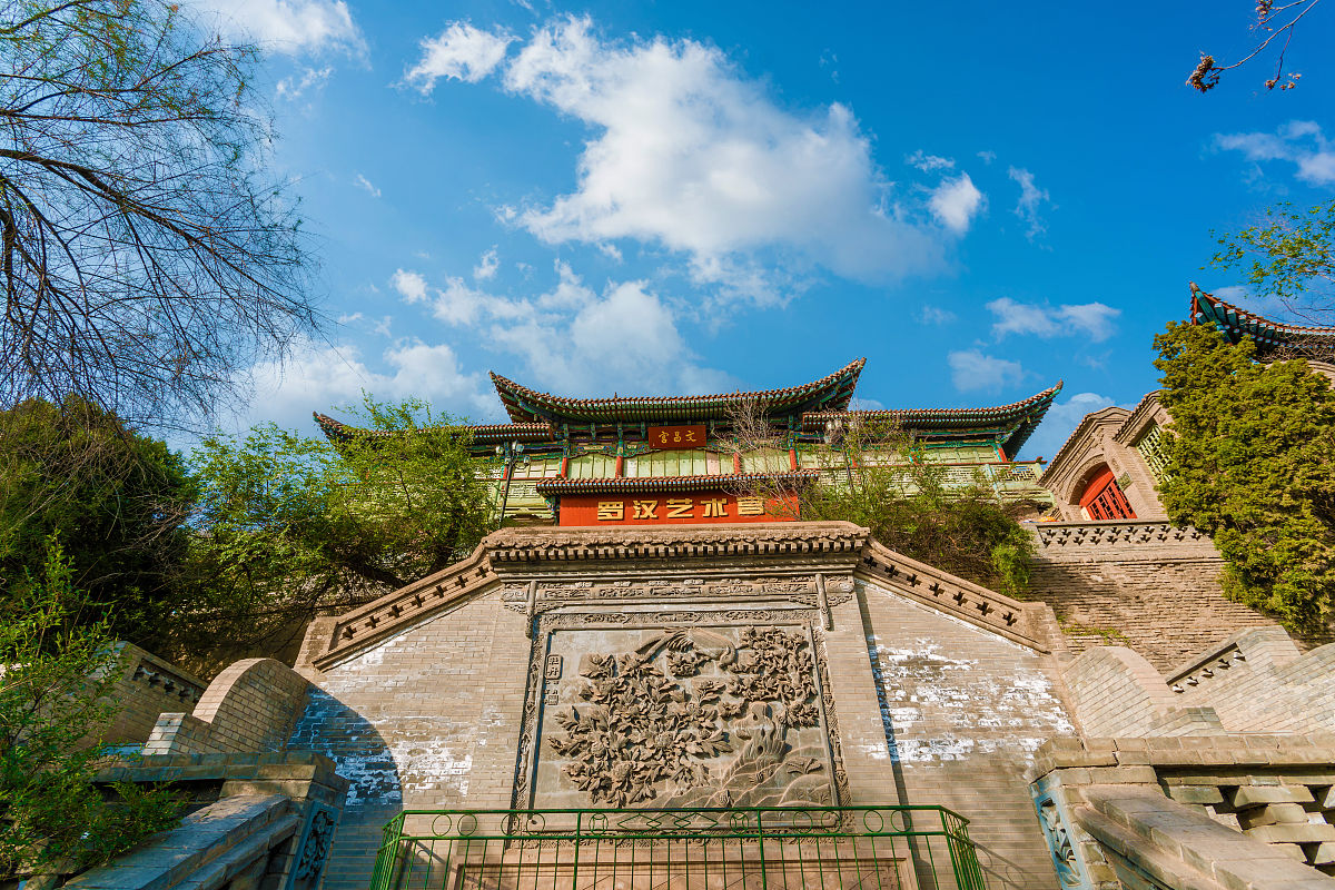 兰州中专学校什么专业比较有前途？