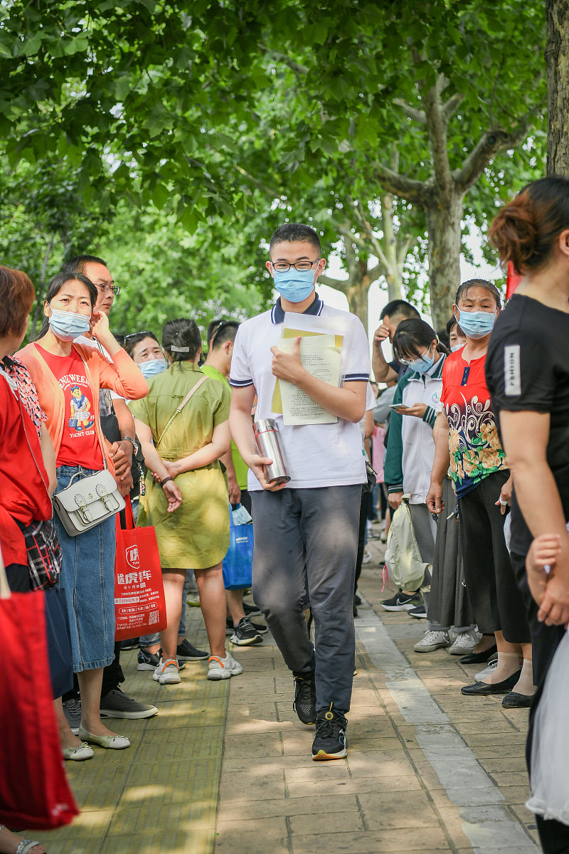 2003年中考满分是多少？ - 750分！