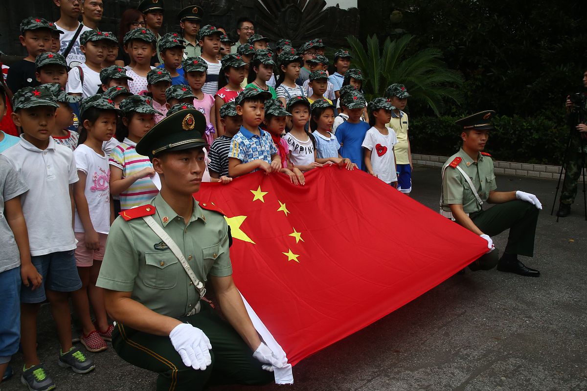 增强国防教育，厚植爱国情怀：从历史到现实的生动教材