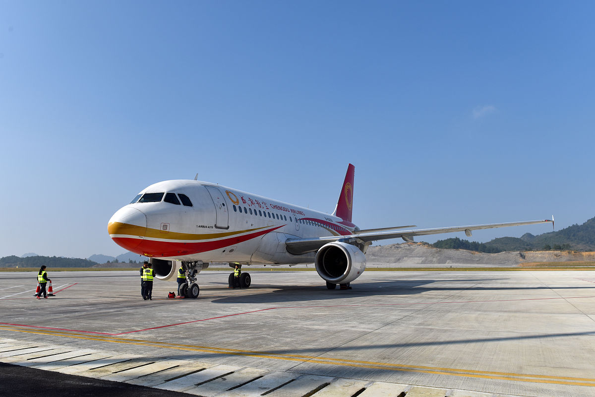 成都航空学校招生标准：入学条件、培养目标及未来发展