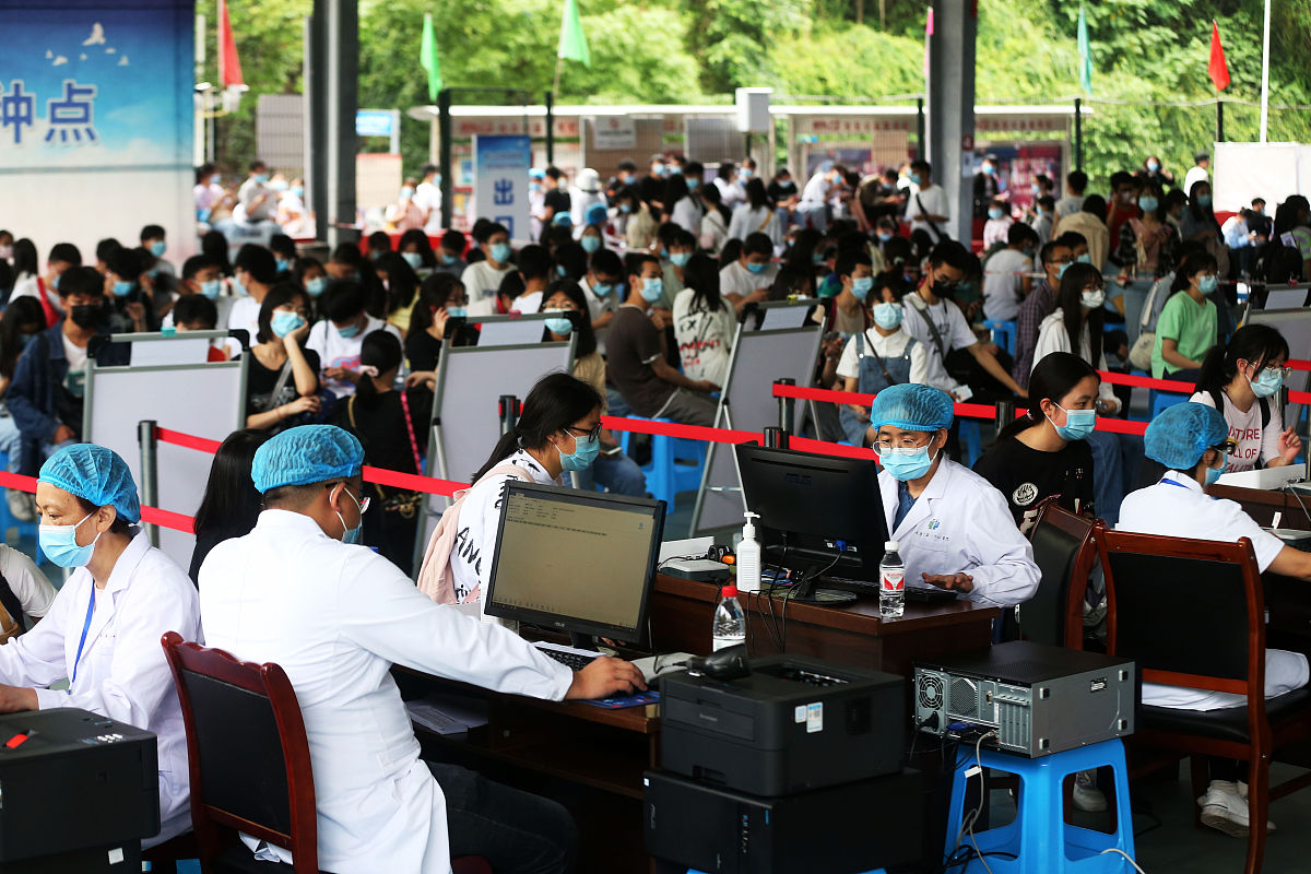 云南卫校毕业生就业前景分析:2022年包就业吗?