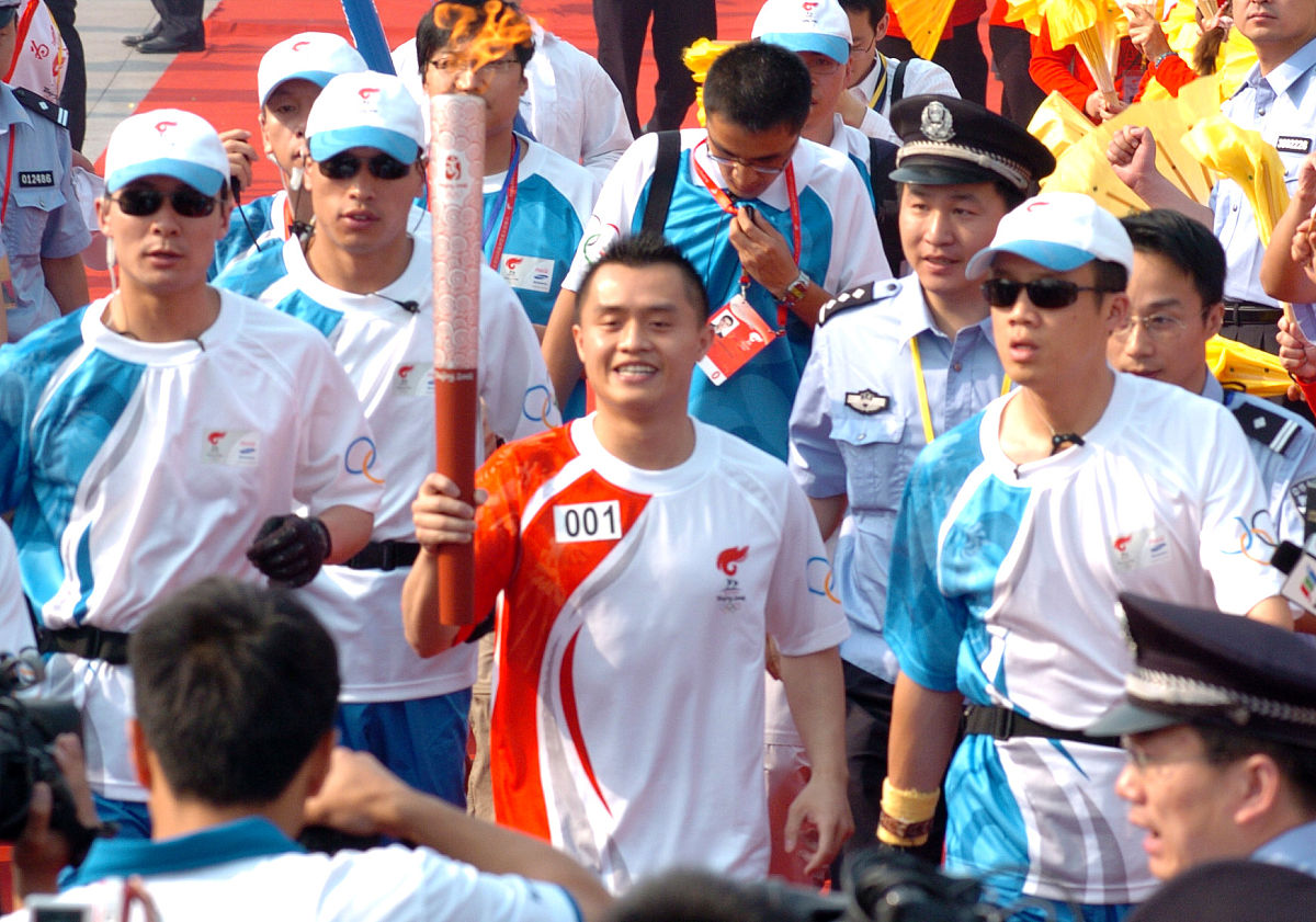 高中生秋季运动会观后感：激情、拼搏与团队合作